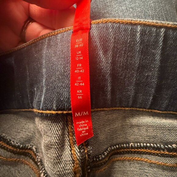 Women's M Spanx Distressed Ankle Skinny Jeans Raw Hem Denim Leggings - Picture 7 of 9